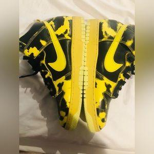 Nike Dunk High 1985 SP
Yellow Acid Wash